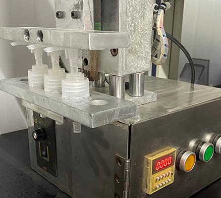 33 410 Máy bơm bình dưỡng da trái phải vít khóa bình dưỡng da nén Máy bơm bình dưỡng da 1